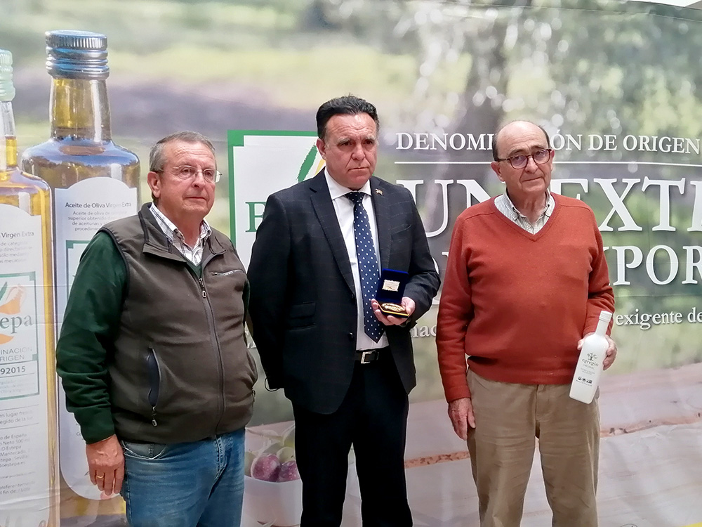 EGREGIO ecológico de Oleoestepa, premio mejor AOVE de la Denominación de Origen Estepa