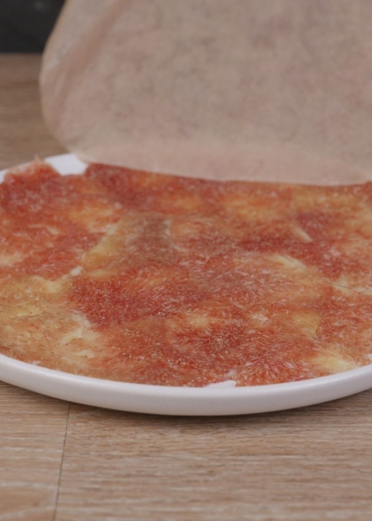 Retirar papel para Carpaccio de higos