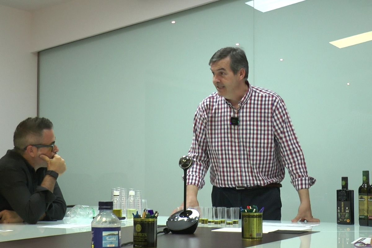 El Doctor e Influencer Nutrillermo descubre la excelencia de Oleoestepa