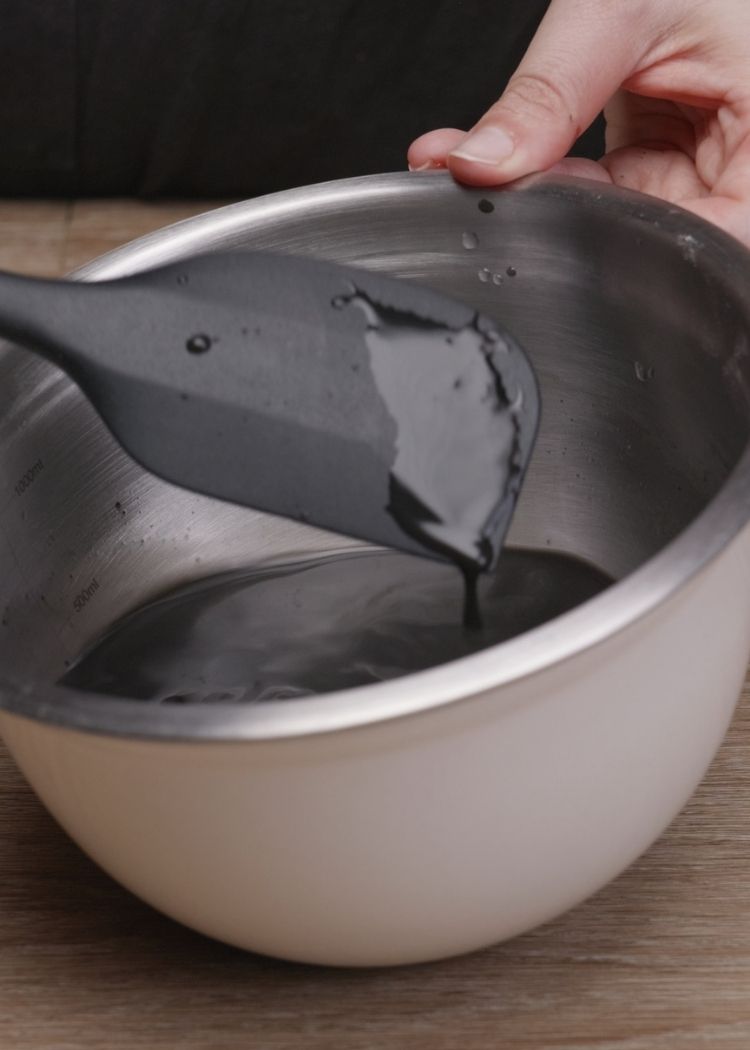 Preparar base de masa para Pizza fantasmagórica