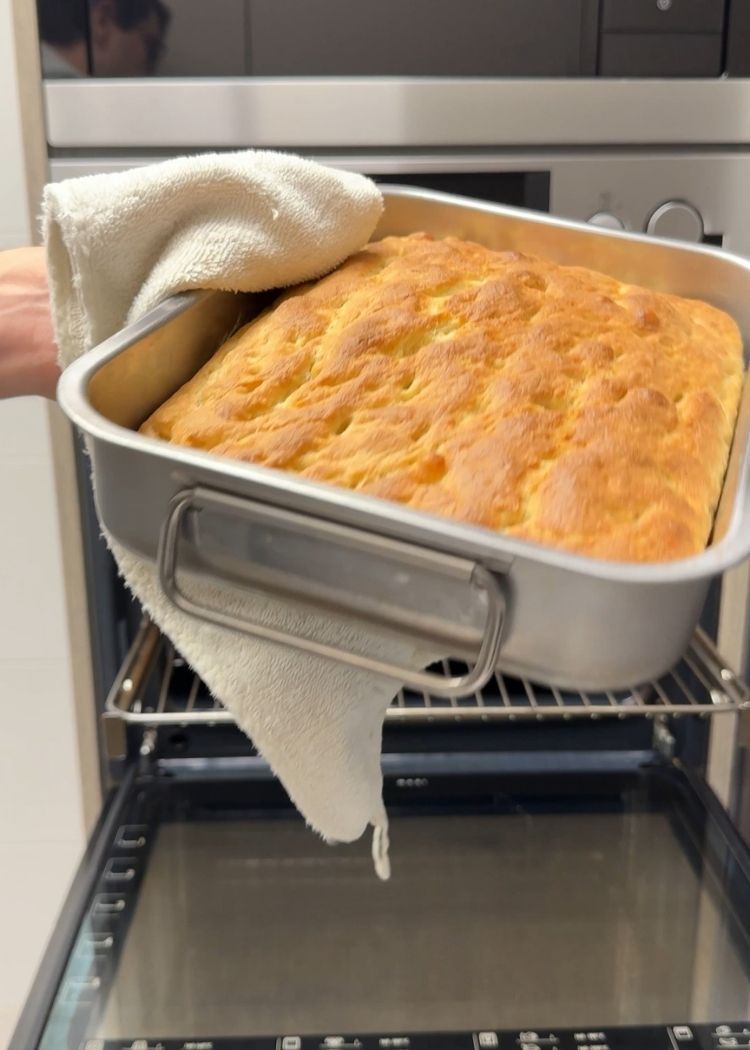Hornear masa de Focaccia