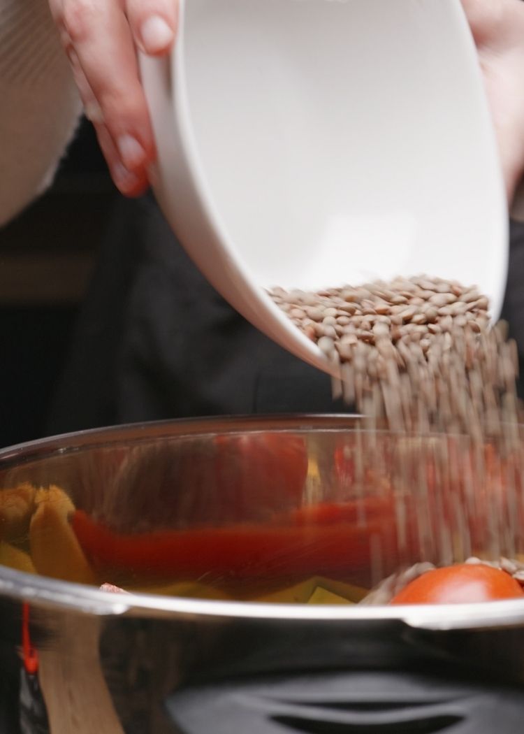 Añadir lentejas para lentejas con verduras